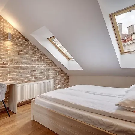 Zemaitijos Versatile 12ppl Triplex *