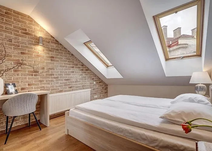 Zemaitijos Versatile 12ppl Triplex *