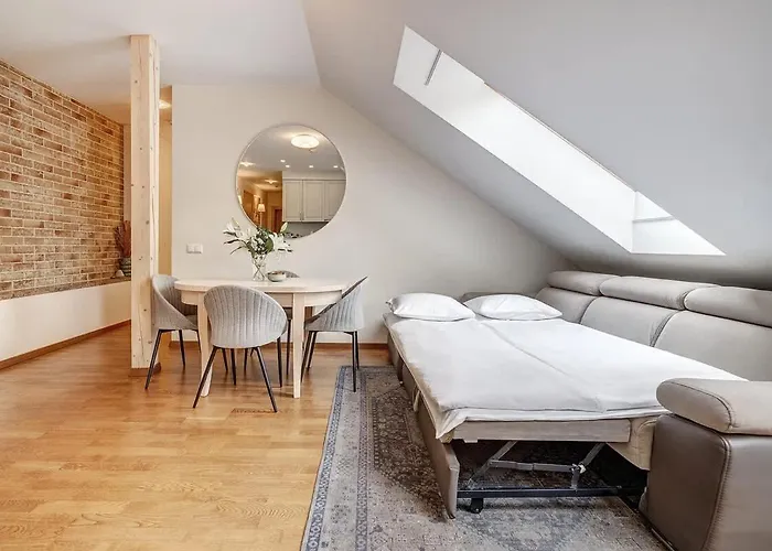 Zemaitijos Versatile 12ppl Triplex Lejlighed *