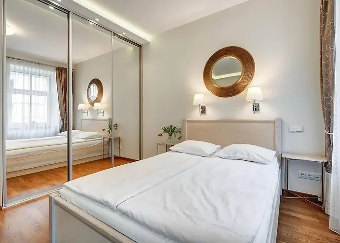 Butas Zemaitijos Versatile 12ppl Triplex